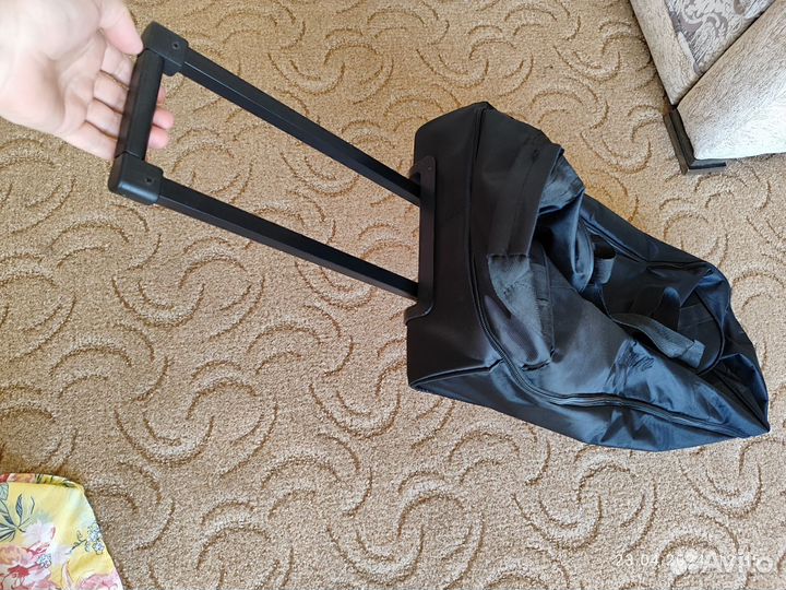 Cумка дорожная на колесах