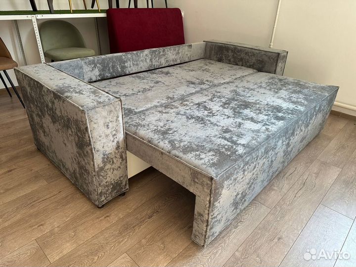 Диван новый