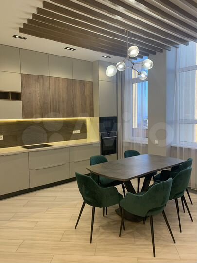 3-к. квартира, 140 м², 9/11 эт.