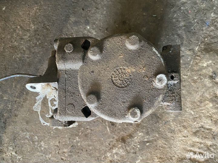 Компрессор кондиционера (Kia Spectra)