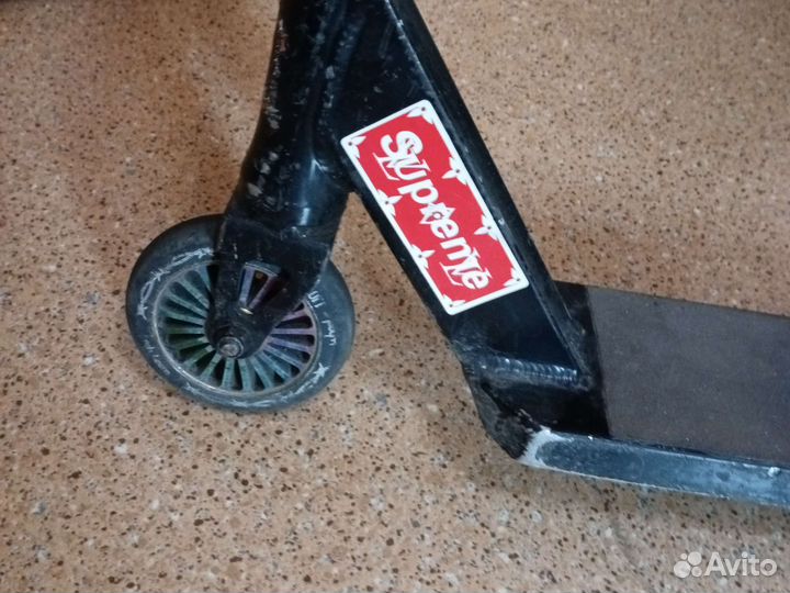 Трюковой самокат