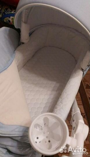 Коляска 2в1 raffaelloголубая в хорошем состоянии