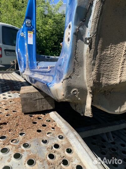 Пороги Toyota Yaris 2 2005-2012г