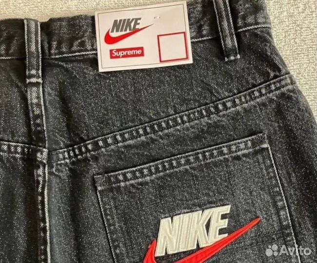 Шорты Supreme x Nike