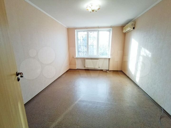 Трех кабинетный Офис с Проживанием р-он Цум, 67 м²