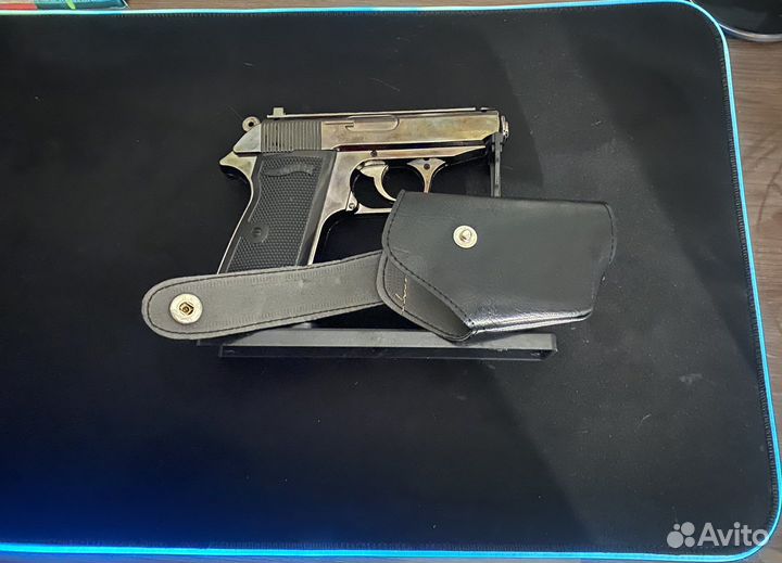 Зажигалка турбо в виде пистолета