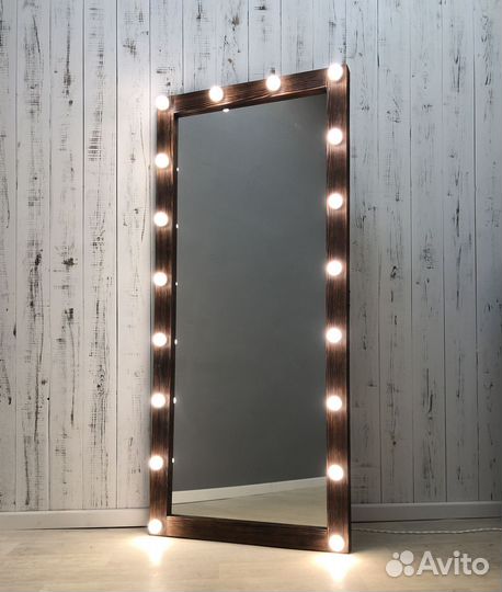 Зеркало с подсветкой