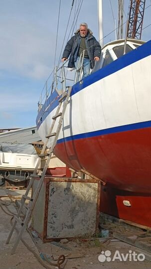 Стальная парусно-моторная яхта