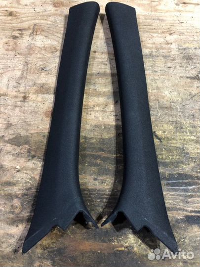 Обшивка стойки кузова передняя Mercedes-Benz