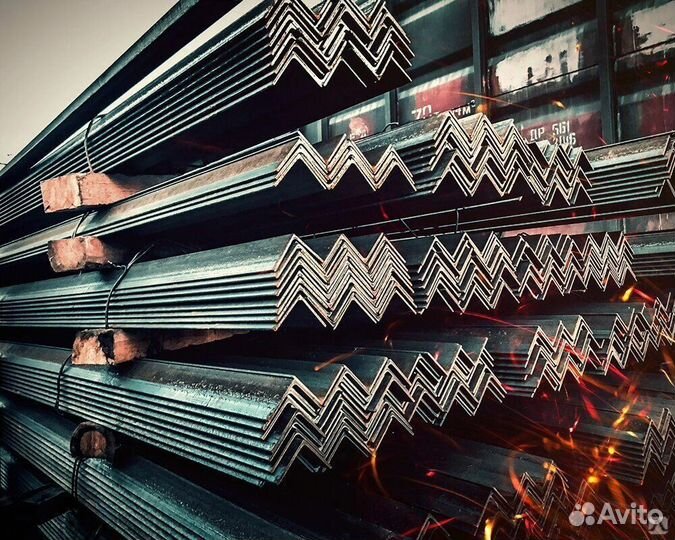 Уголок 200. Металлопрокат