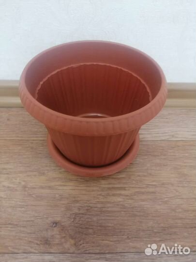 Кашпо для цветов