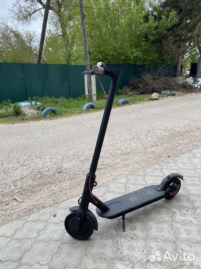 Электросамокат xiaomi m365 pro