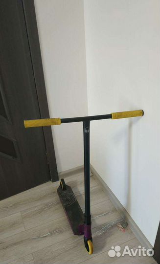 Трюковой самокат