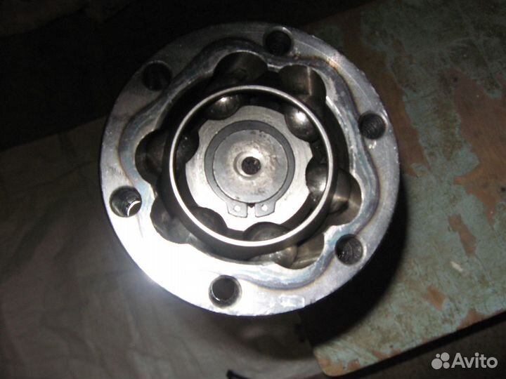 Кардан передний 