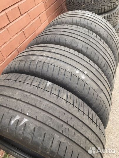 Michelin Pilot Sport 3 235/45 R18