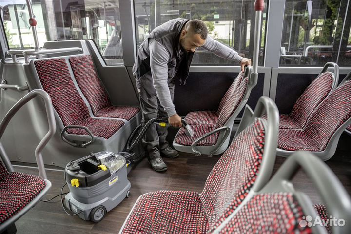 Моющий пылесос Karcher Puzzi 8/1 C (новый )