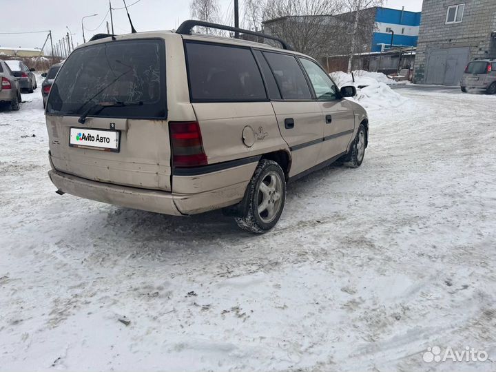 Opel Astra 1.6 МТ, 1997, 100 000 км