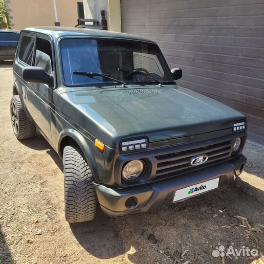 LADA 4x4 (Нива), 2011