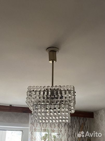 Хрустальная люстра
