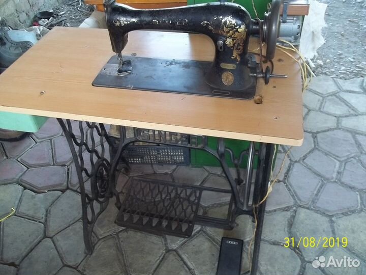 Швейная машина singer