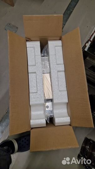 Майнер Antminer S19 90th