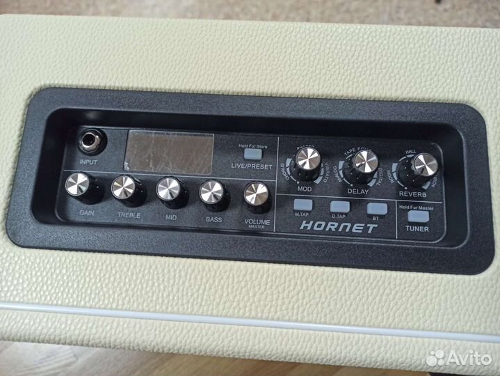 Гитарный комбоусилитель Mooer DH02 Hornet 15WH