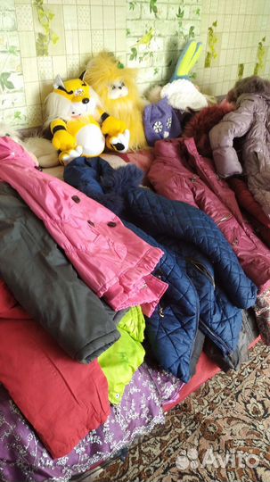 Куртки плащи б/ у
