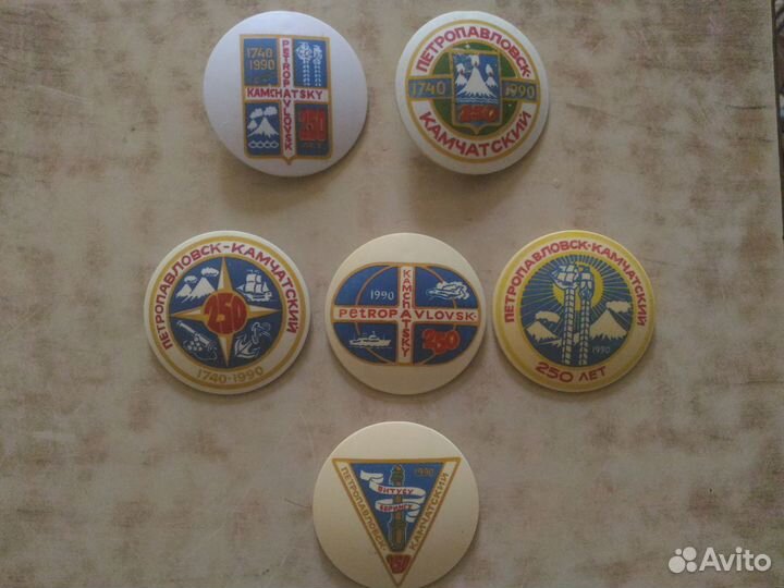 Значки гербы городов, регионов стран Зарубежья