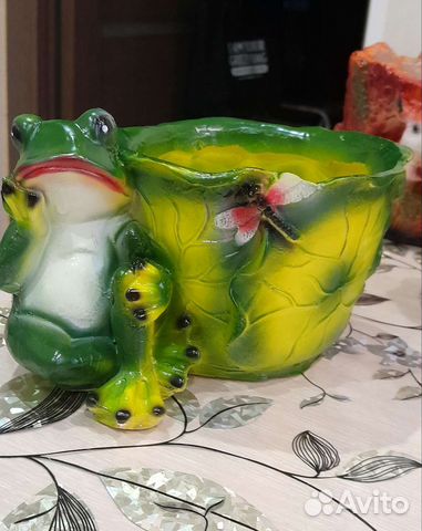 Кашпо горшок для цветов