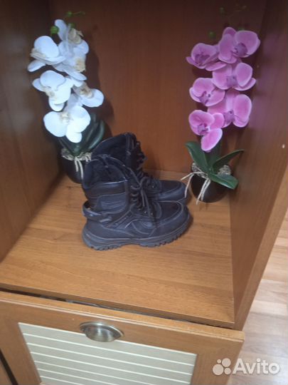 Ботинки зимние на мальчика размер 33