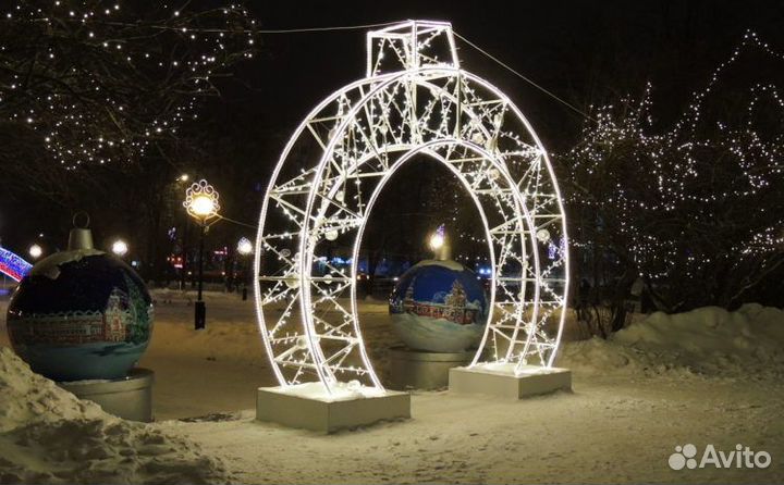 Новогодний кованый шар