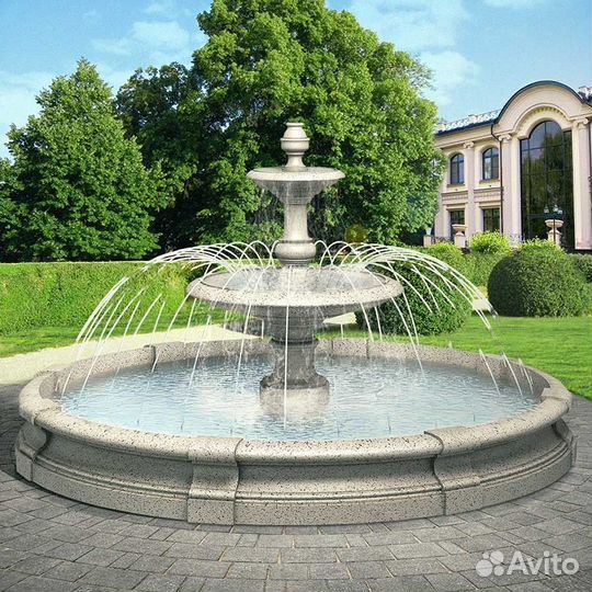 Классический фонтан с чашей