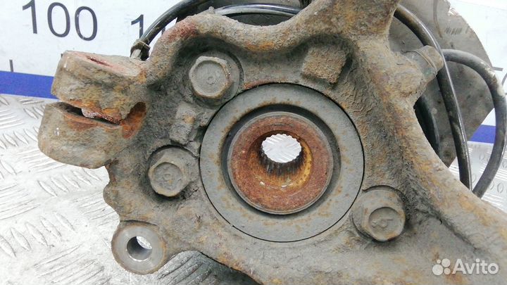 Ступица передняя левая Nissan Tiida C11x Европа