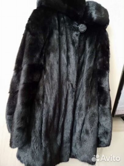 Продам шубу норковую размер 44-46