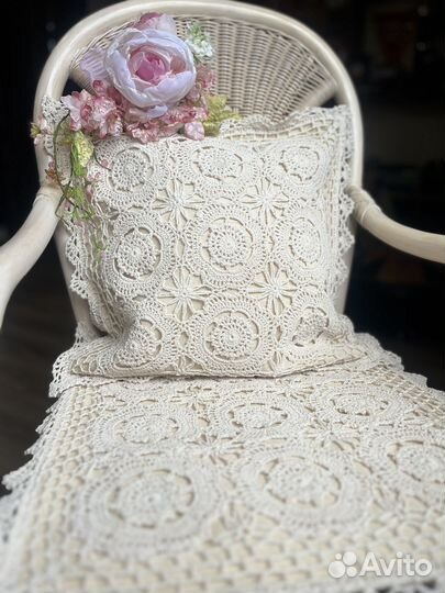 Вязаные наволочки ручной работы