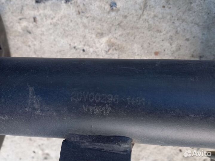 Стойки передние правая,левая, Pegeot 308,408