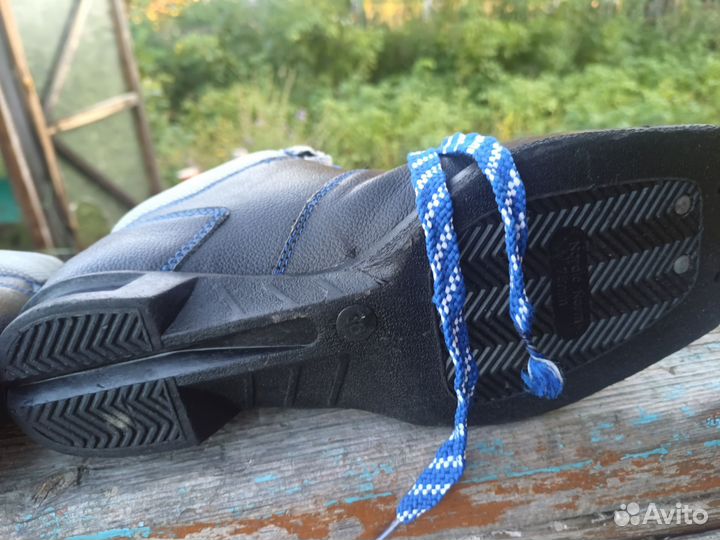 Ботинки лыжные