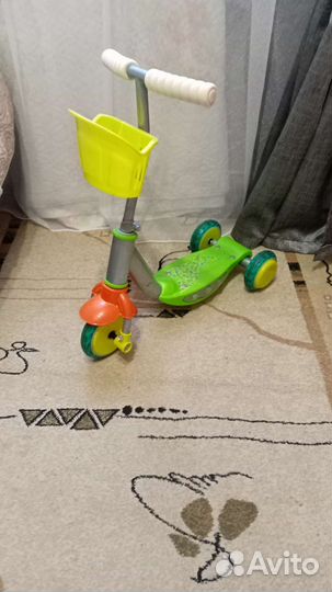 Самокат детский в отличном состоянии