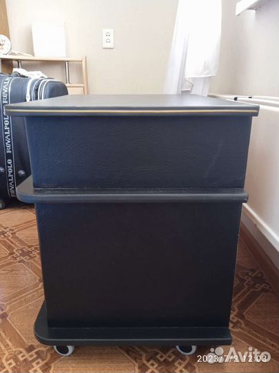 Тумба выкатная