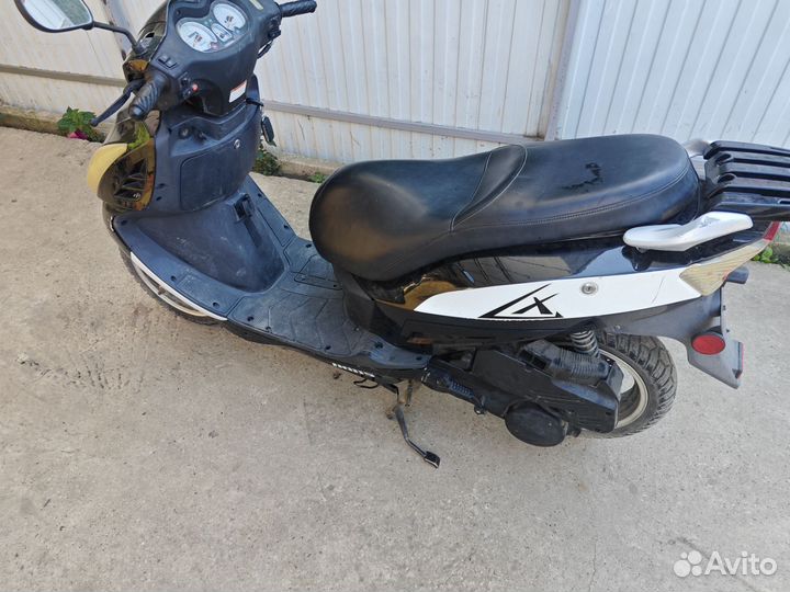 Скутер Irbis 150 кубов