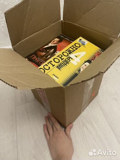 Видеокассеты коробкой