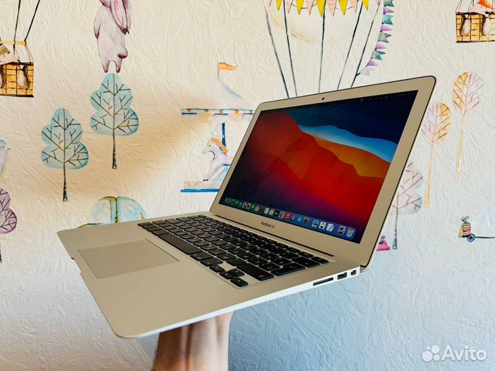 Макбук Air 13 2014 mid - Core i5/4GB/256 SSD