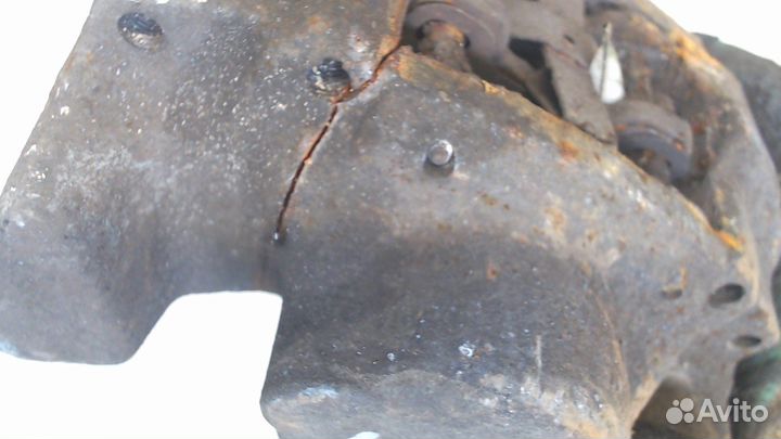 Суппорт Opel Omega B, 2001