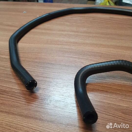 Патрубок расширительного бачка Ford Focus 2