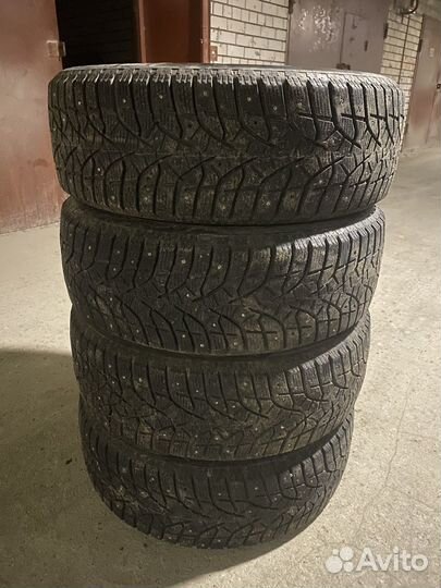 Bridgestone Blizzak Spike-02 225/55 R19 99