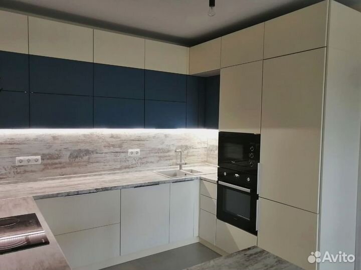 Кухня новая