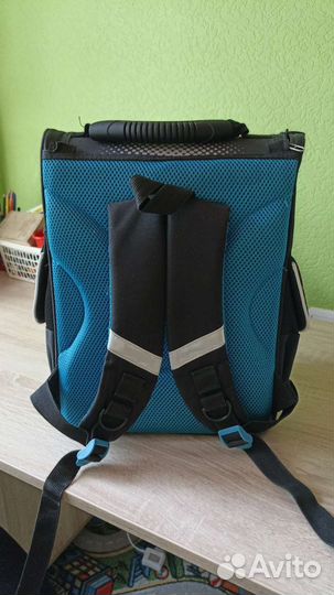 Рюкзак школьный
