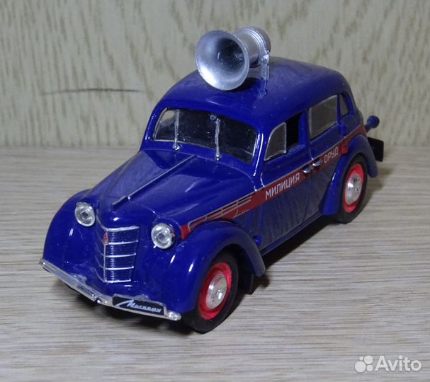 1/43 модели автомобилей