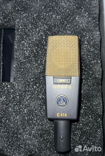 Студийный профессиональный микрофон AKG C414 xlii