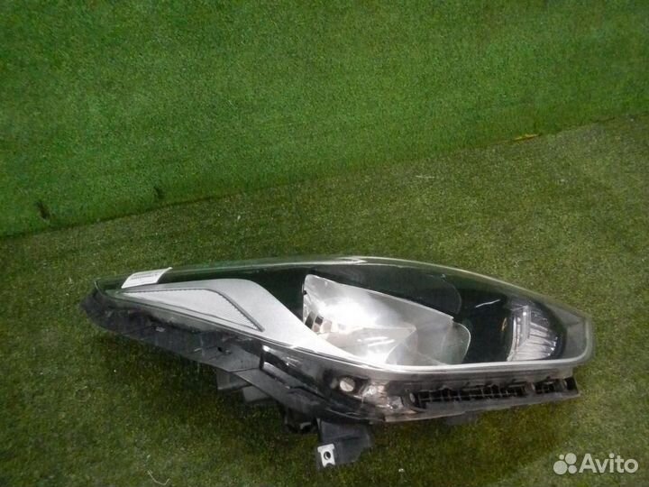Фара правая Hyundai Solaris